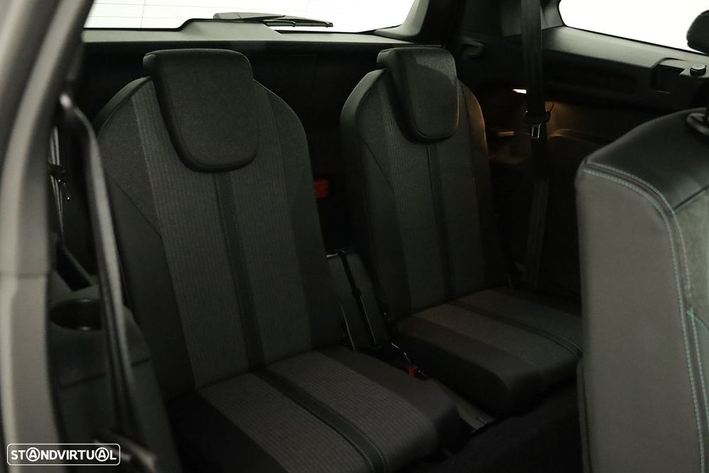 Peugeot 5008 1.2 PureTech Allure Pack EAT8 - 25