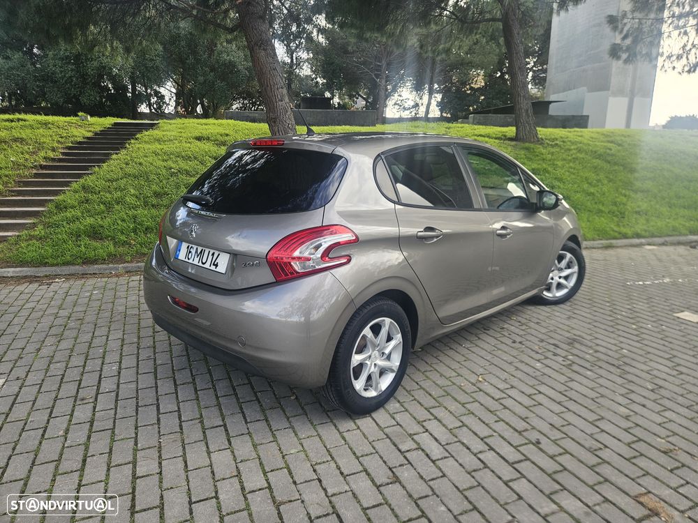 Peugeot 208 1.4 HDi - 3