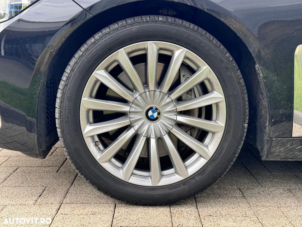 BMW Seria 7 740d xDrive - 29
