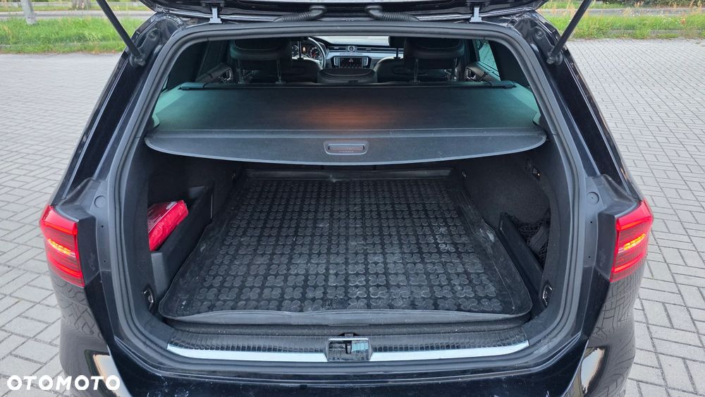 Volkswagen Passat 2.0 TDI BMT 4Mot Highline DSG - 23