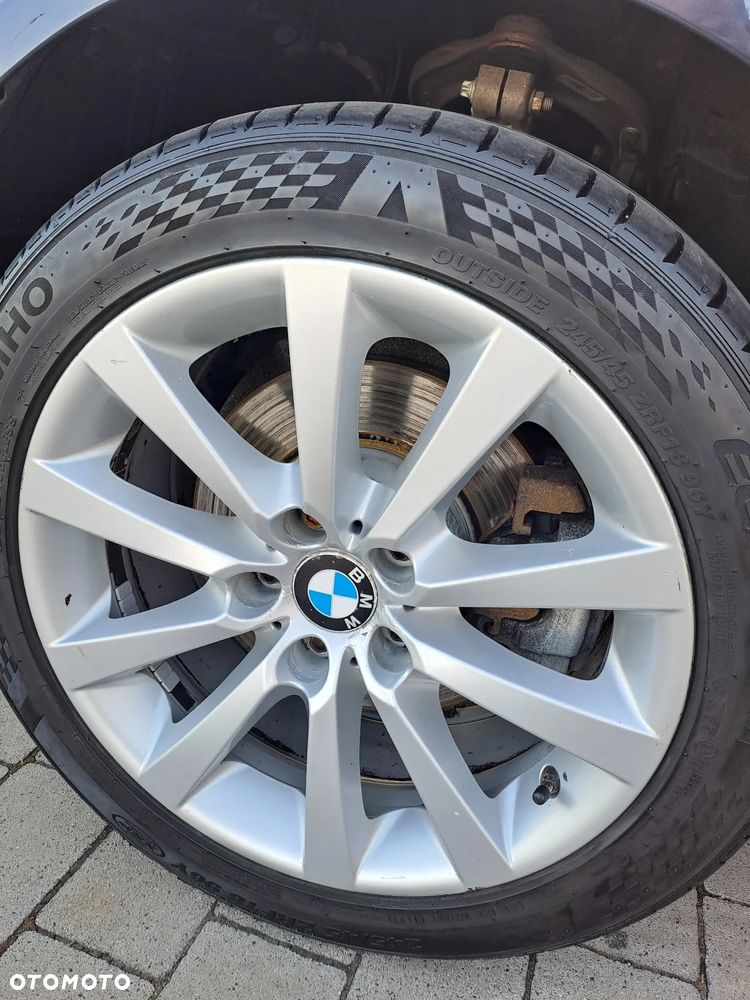BMW Seria 5 520d xDrive - 14