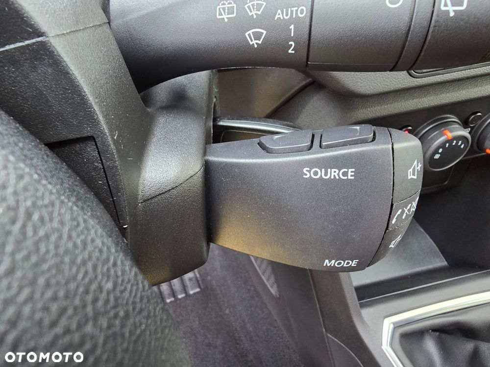 Dacia Sandero - 32