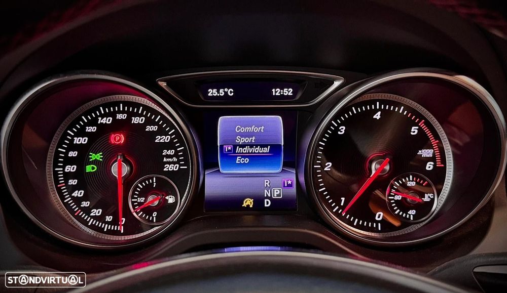Mercedes-Benz CLA 180 - 36