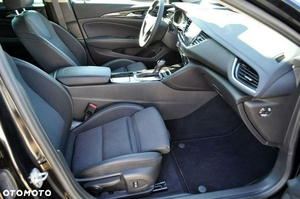 Opel Insignia 2.0 CDTI 4x4 Exclusive S&S - 24