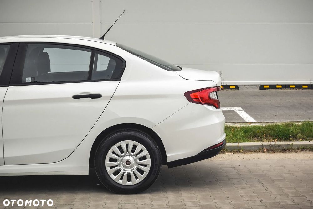 Fiat Tipo 1.4 16v Easy - 12
