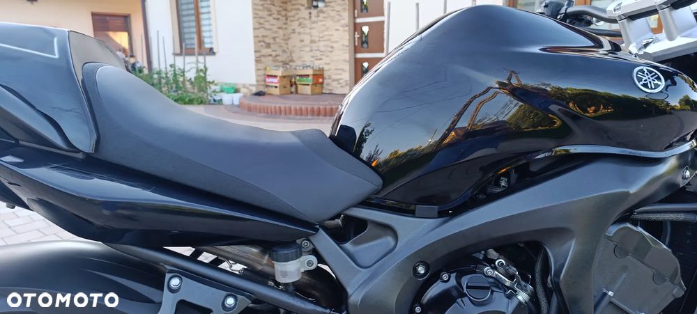 Yamaha FZ6 - 25