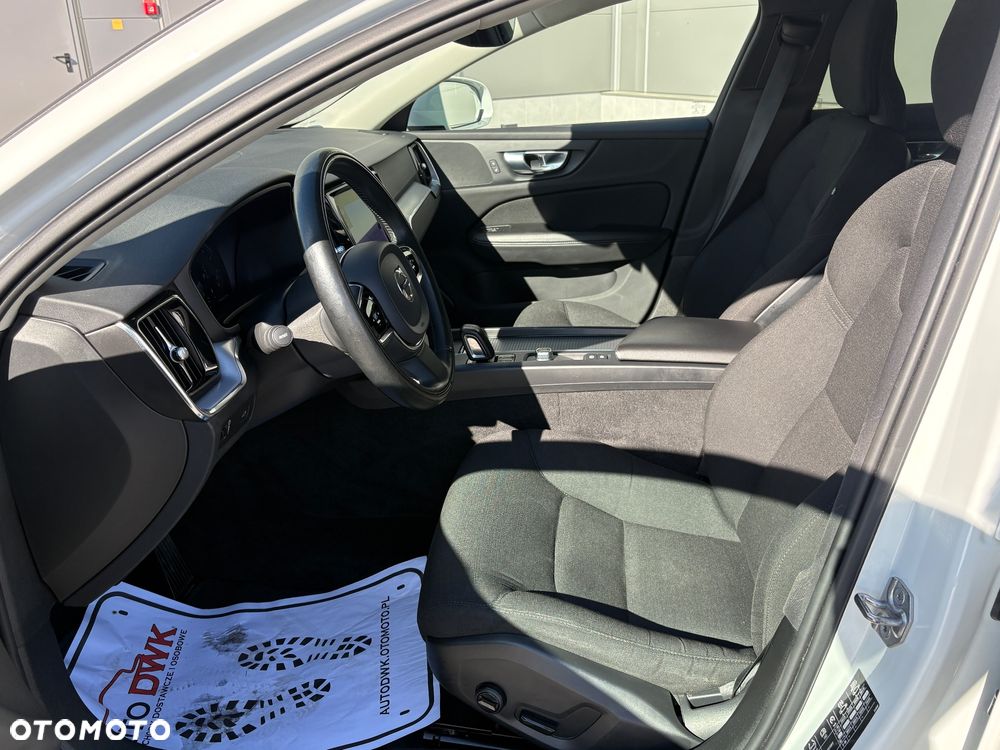 Volvo V60 B3 B Geartronic Momentum Pro - 18