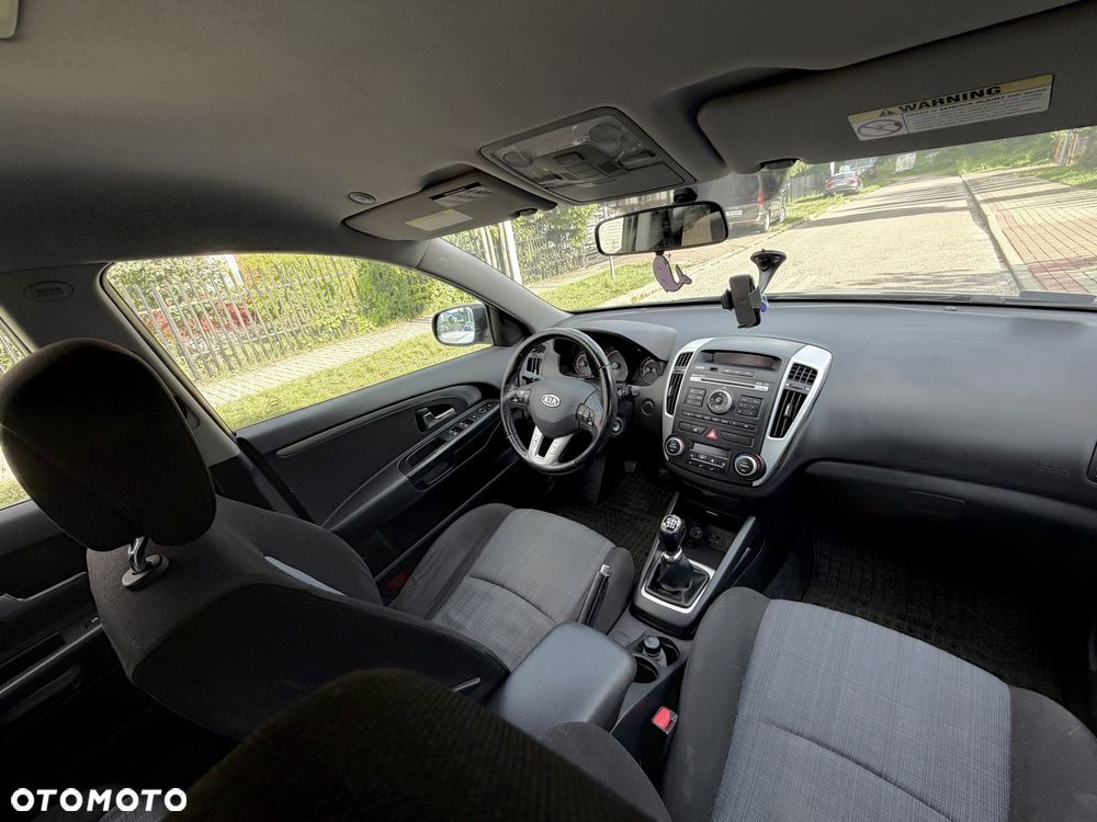 Kia Ceed - 5