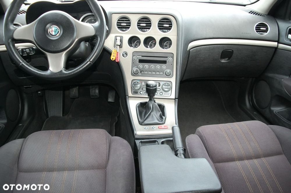 Alfa Romeo 159 - 6