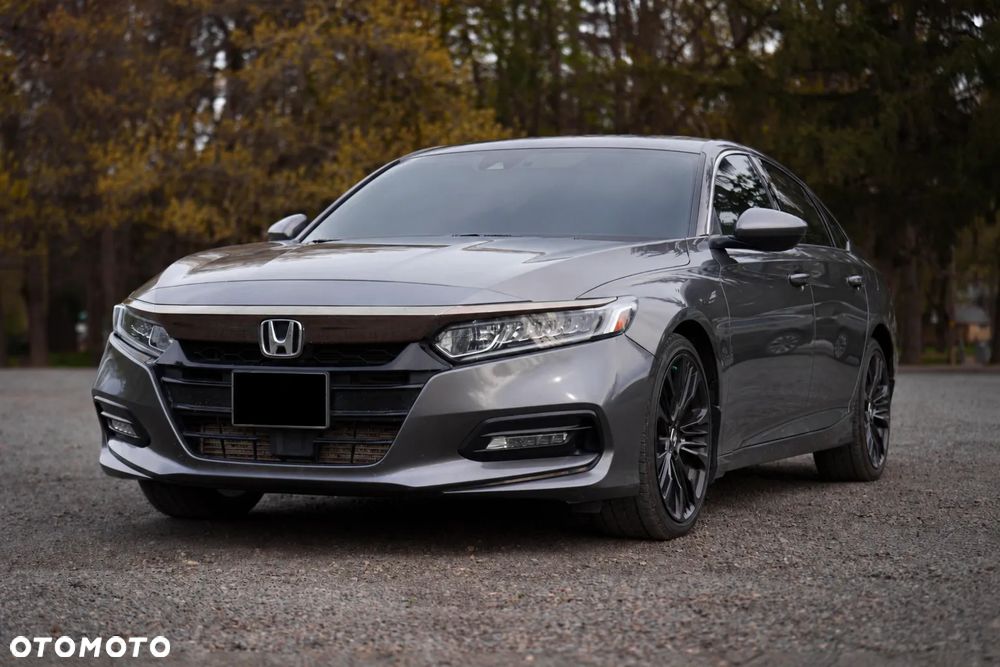 Honda Accord - 1