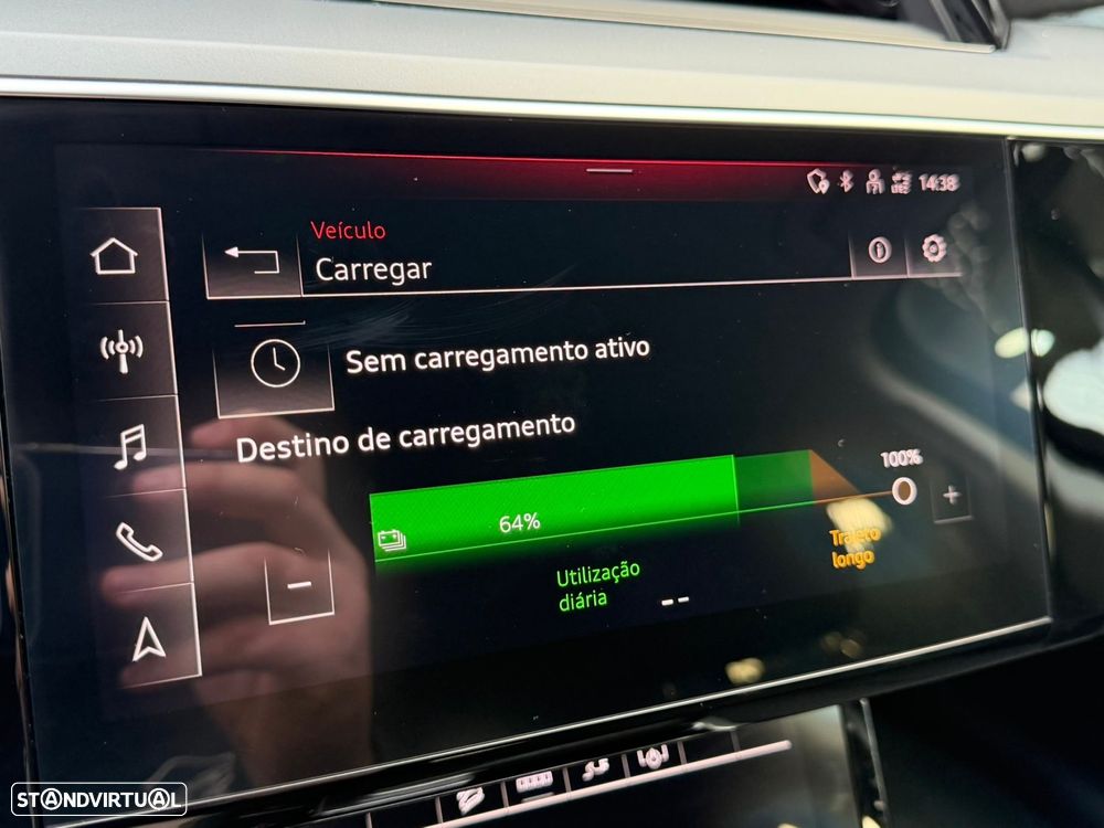 Audi Q8 e-Tron 55 quattro Advanced - 44