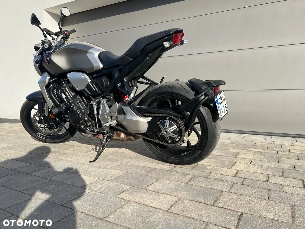 Honda CB - 9