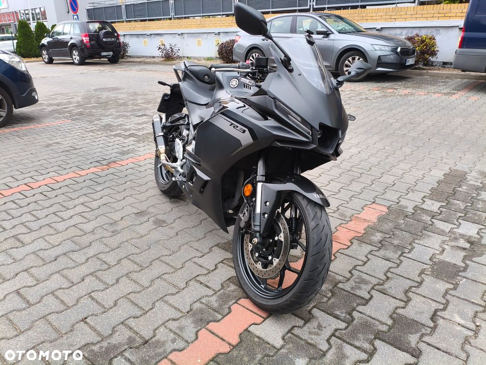 Yamaha R3 - 6