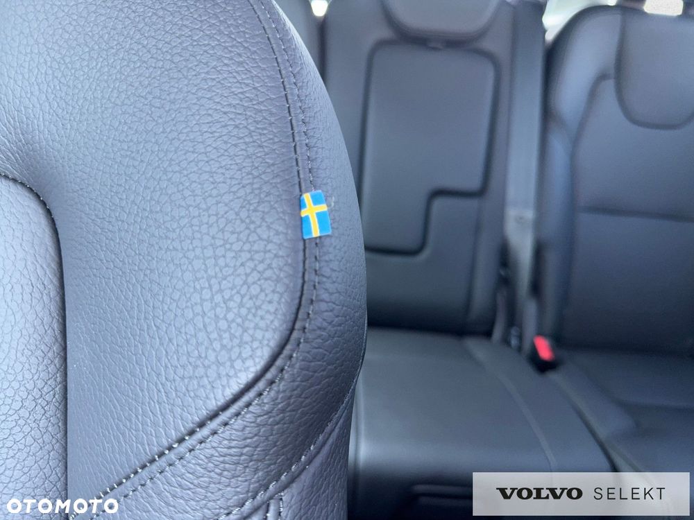Volvo XC 90 - 23