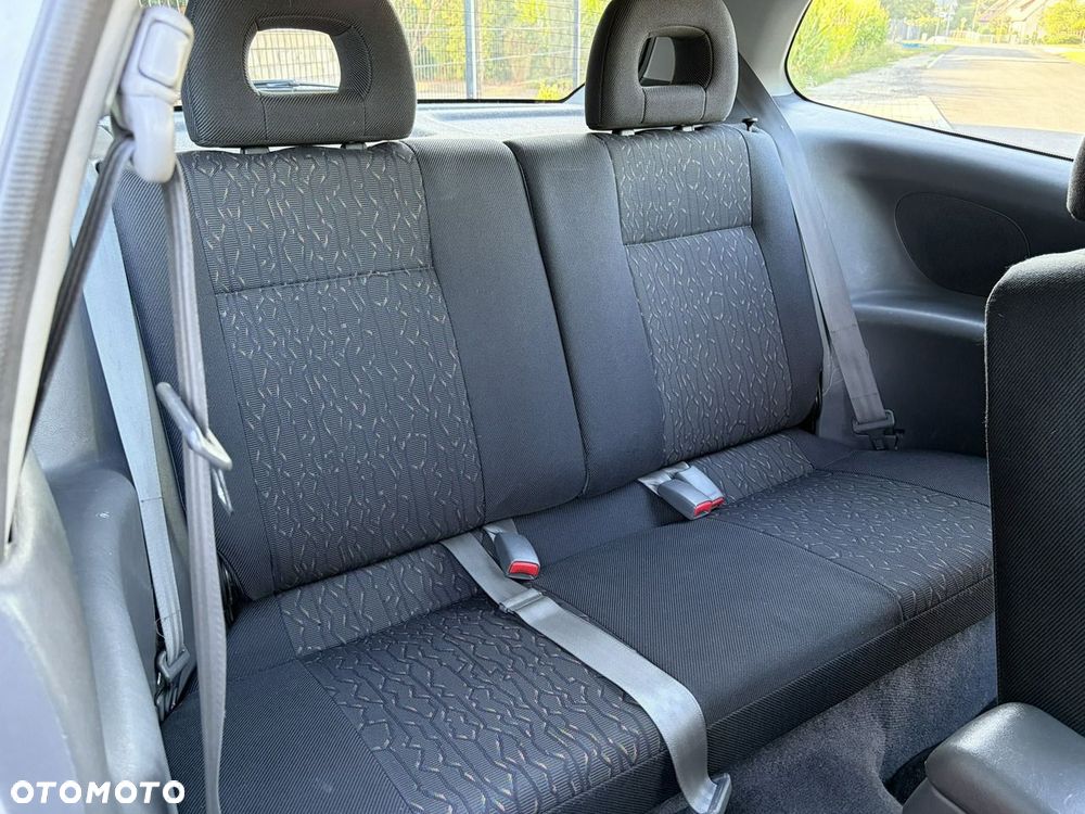 Mitsubishi Colt - 19