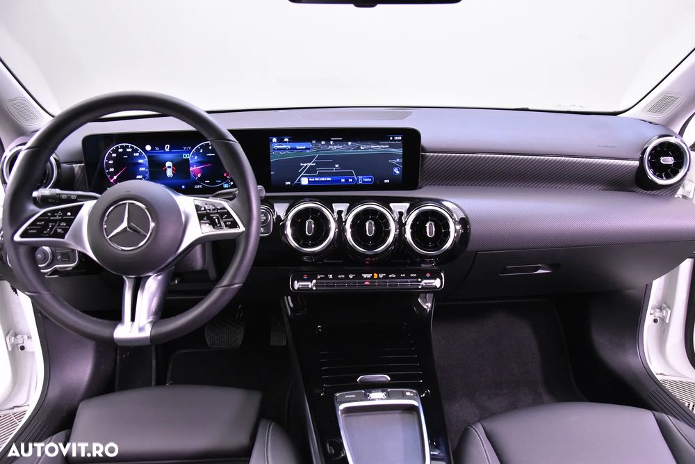 Mercedes-Benz A 180 MHEV 7G-DCT - 9