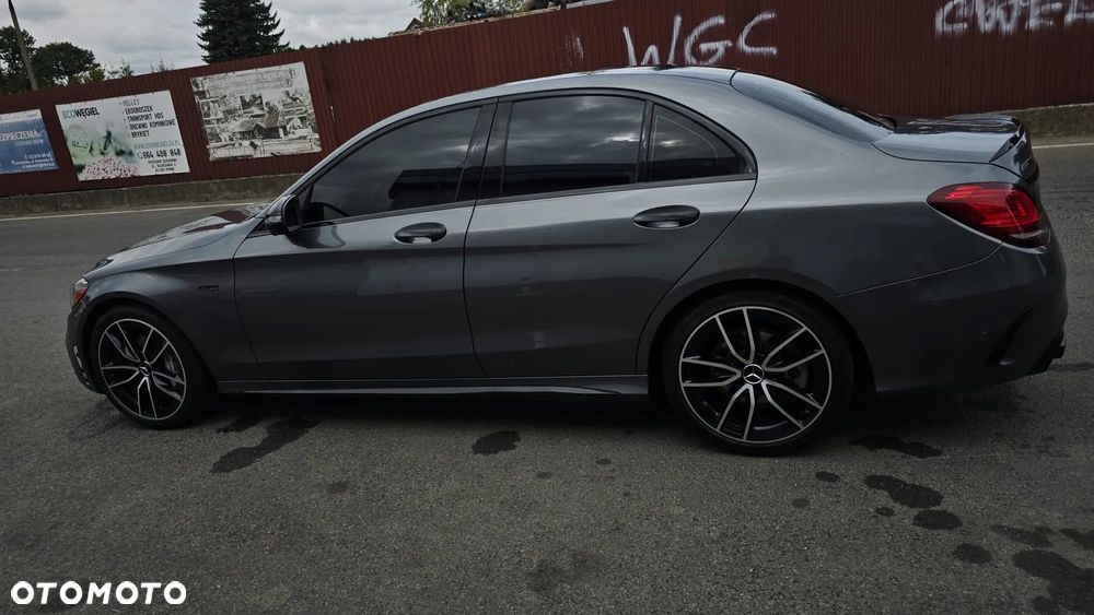Mercedes-Benz Klasa C AMG 43 4Matic 9G-TRONIC - 27
