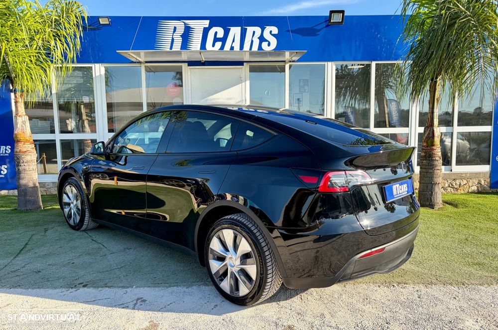 Tesla Model Y Long Range Dual Motor AWD - 7