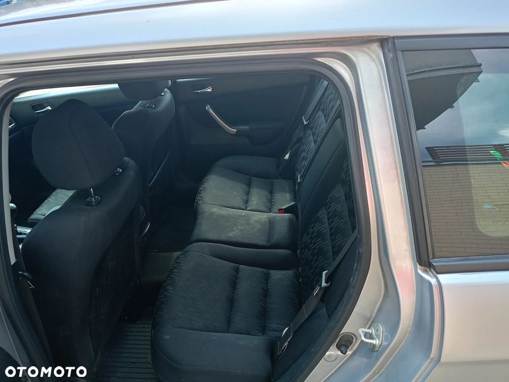 Honda Accord 2.0 Comfort - 9