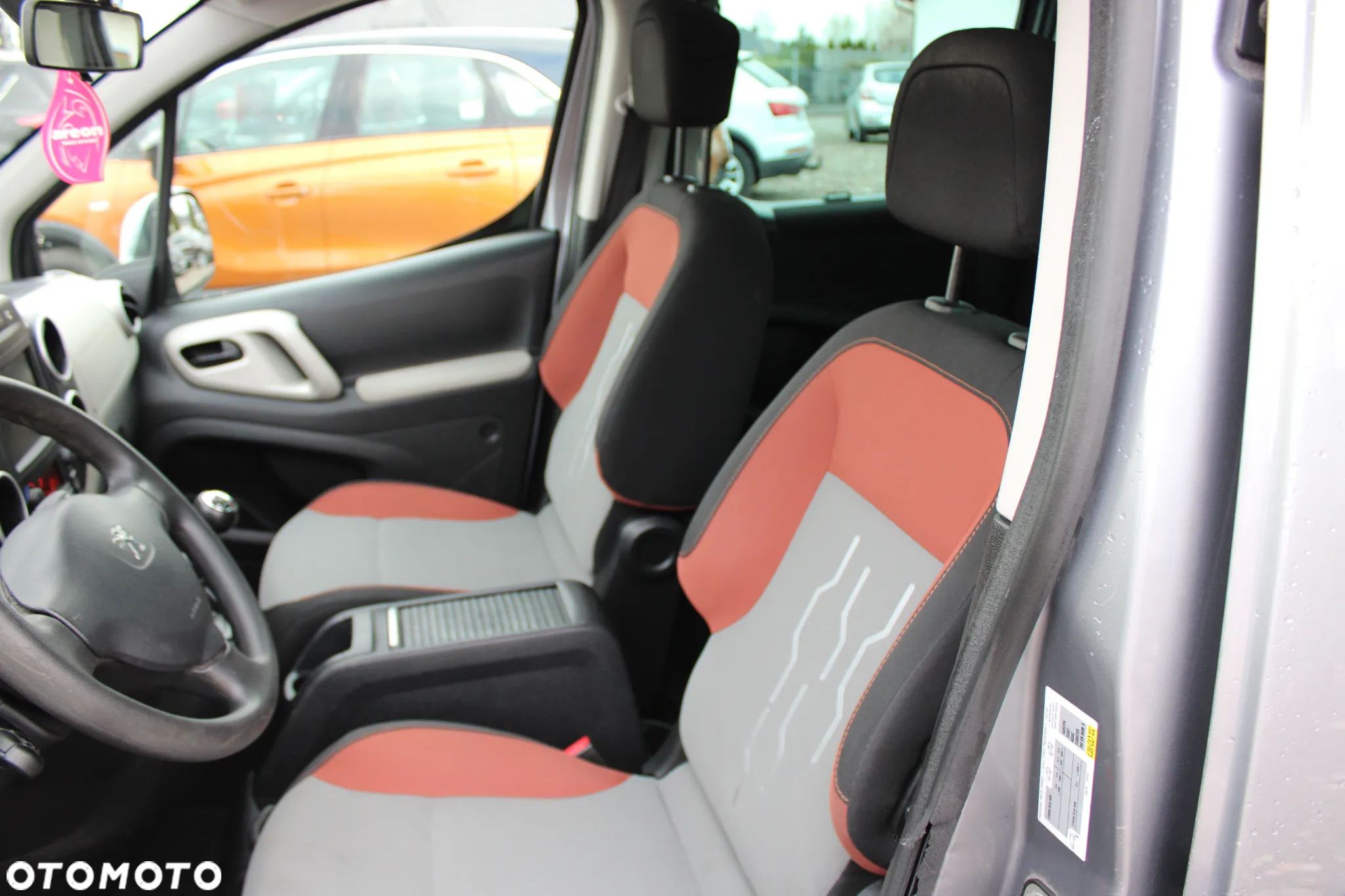 Peugeot Partner 1.6 BlueHDi Outdoor S&S - 17