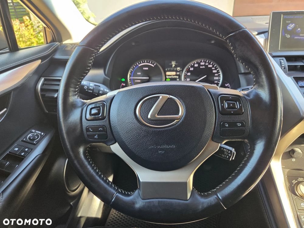 Lexus NX 300h Elite AWD - 19