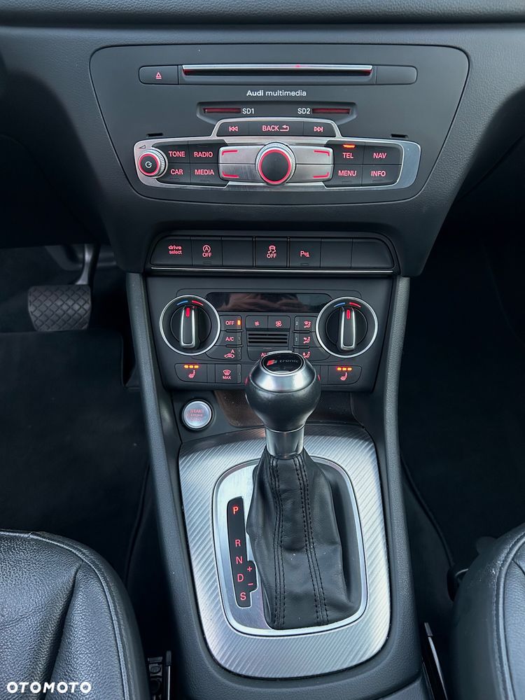 Audi Q3 2.0 TFSI Quattro S tronic sport - 12