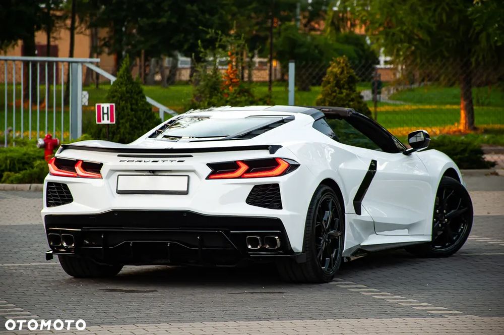 Chevrolet Corvette - 38