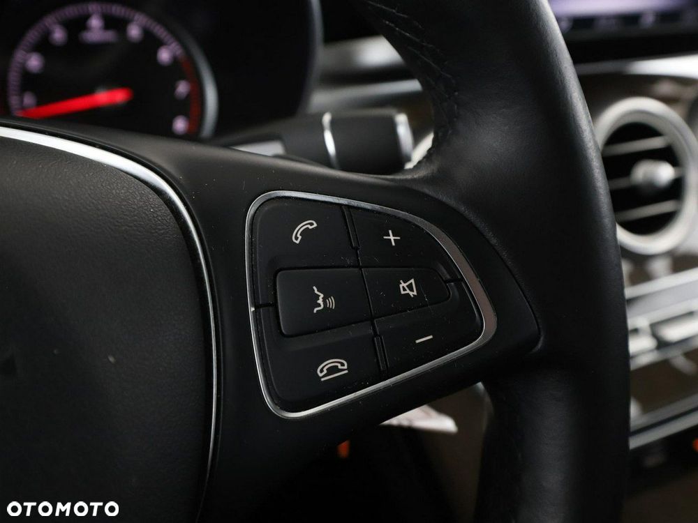 Mercedes-Benz Klasa C 180 9G-TRONIC Avantgarde - 30