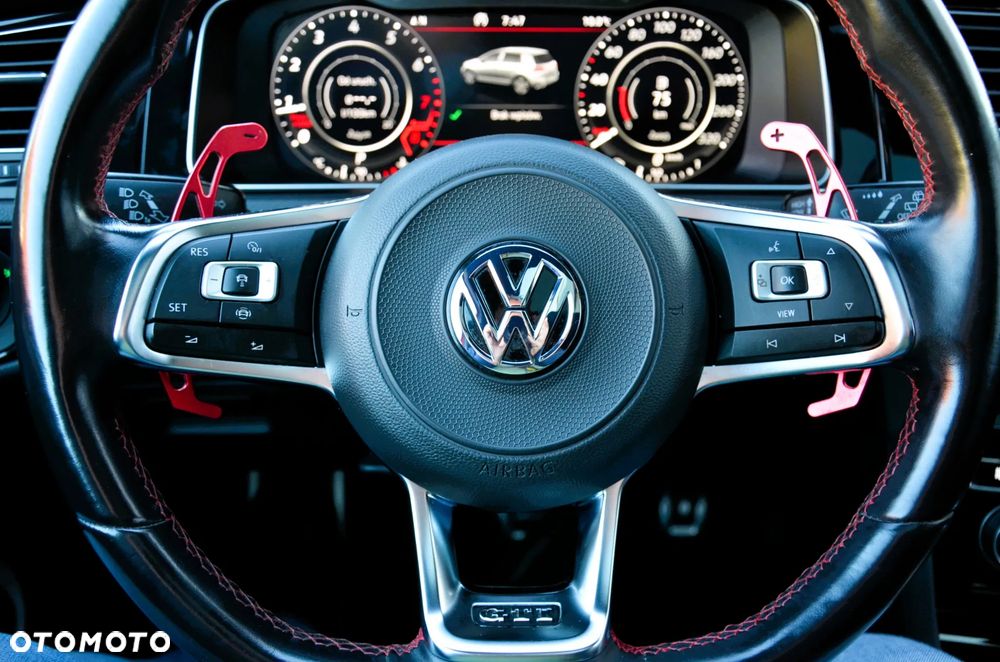 Volkswagen Golf GTI (BlueMotion Technology) DSG Performance - 28