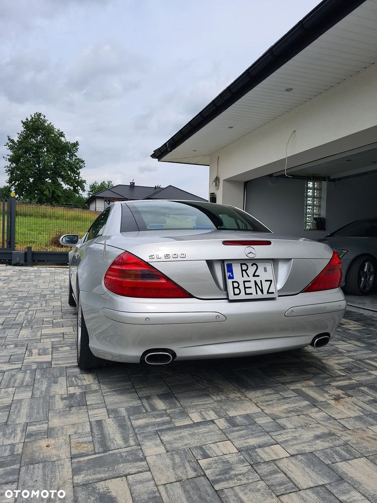 Mercedes-Benz SL - 17