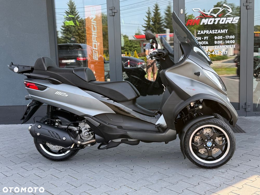 Piaggio MP-3 - 3