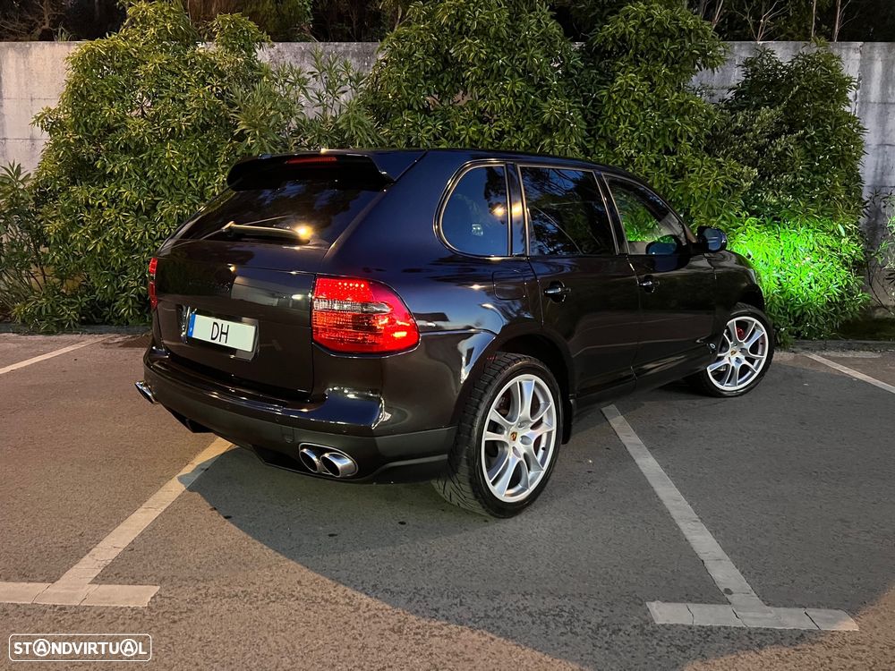 Porsche Cayenne Tiptronic - 3