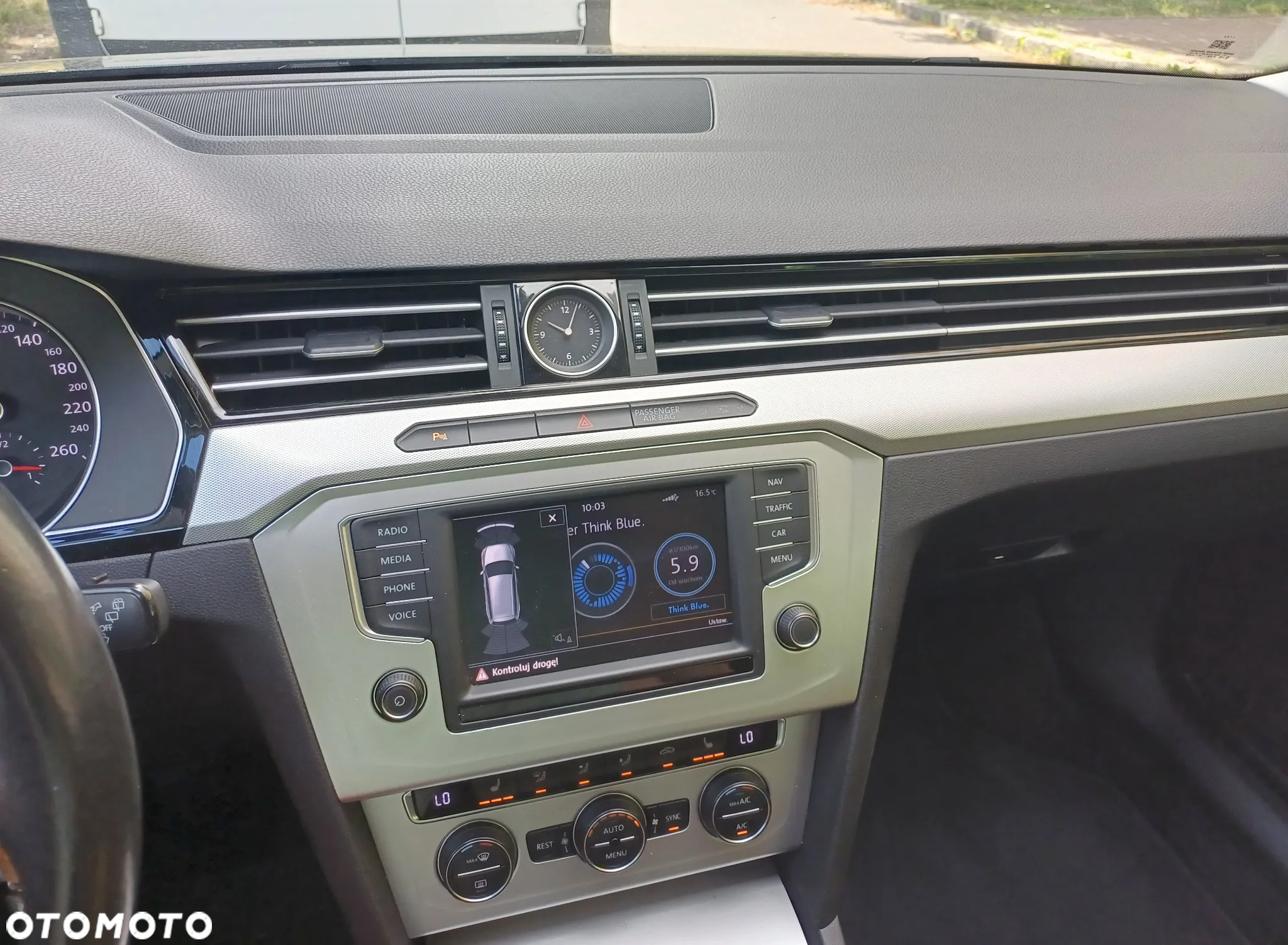 Volkswagen Passat 2.0 TDI BMT Comfortline - 13