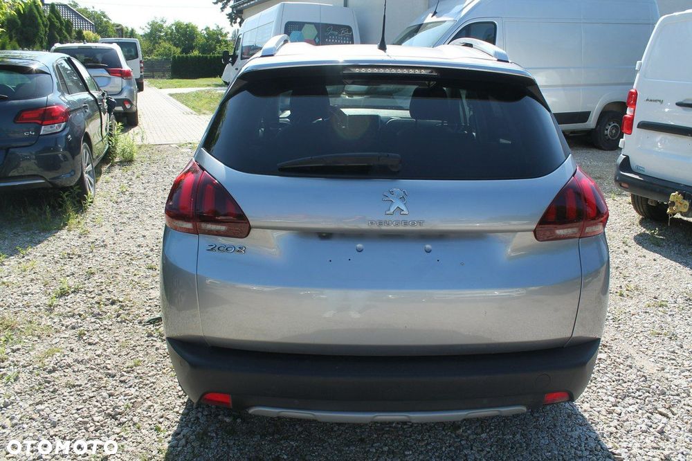 Peugeot 2008 - 6