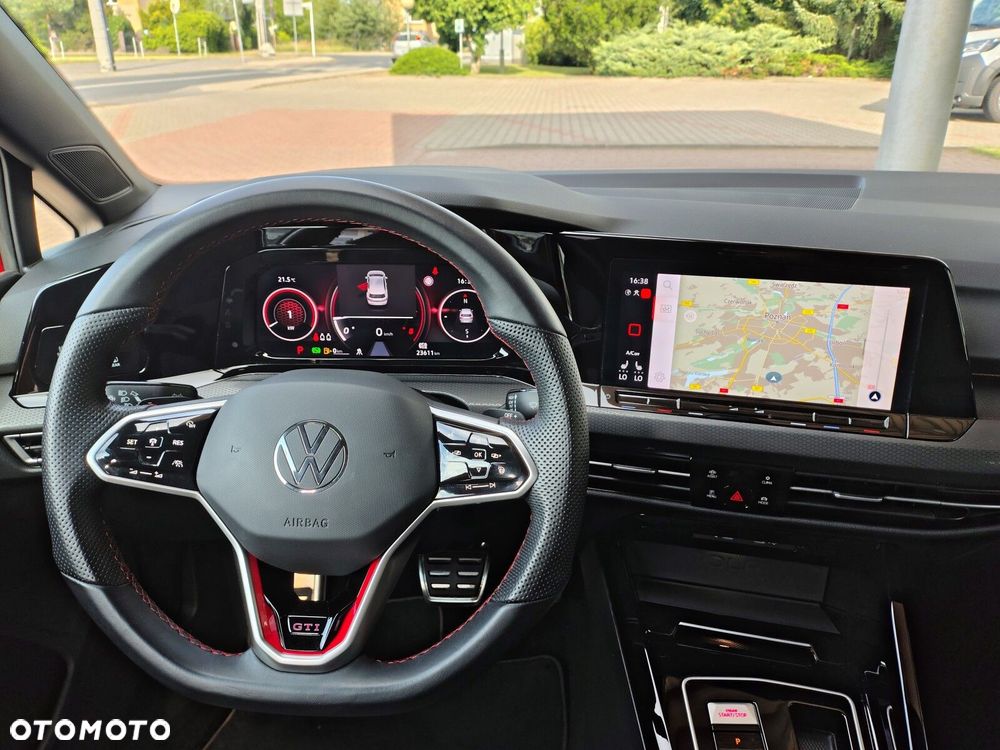 Volkswagen Golf - 26