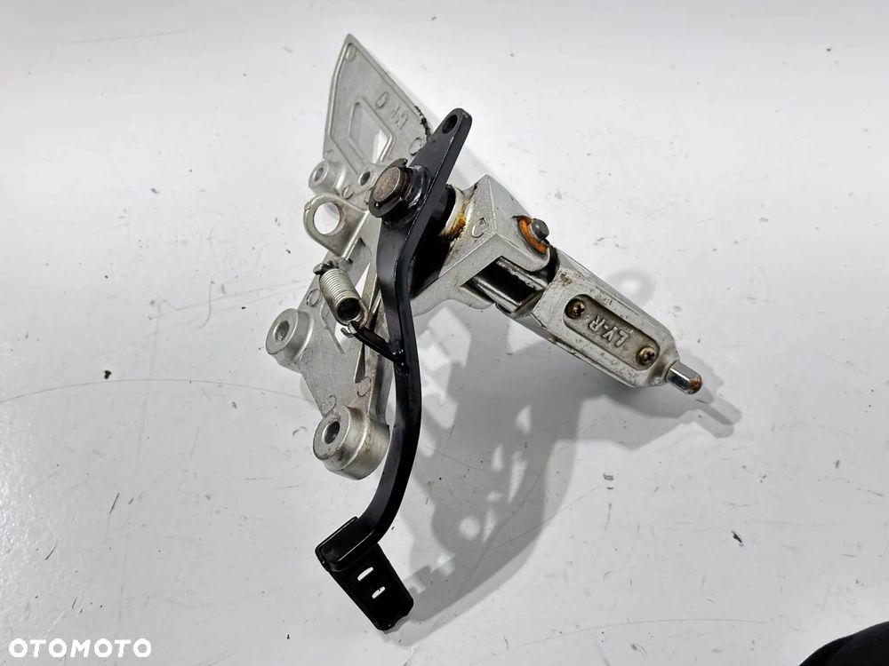 Set kierowcy prawy Yamasaki R-STUNT 50 - 2