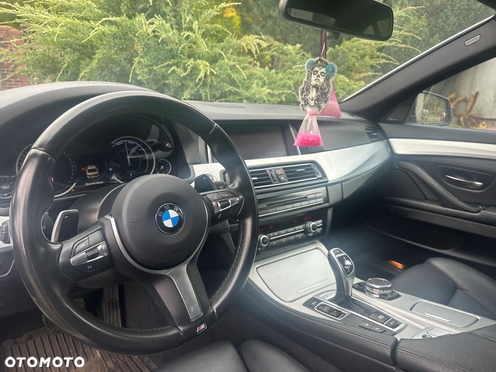 BMW Seria 5 535d xDrive - 27