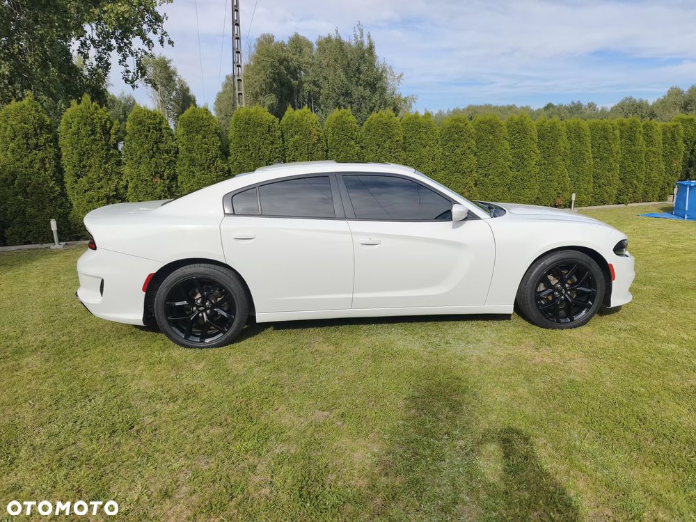 Dodge Charger - 8