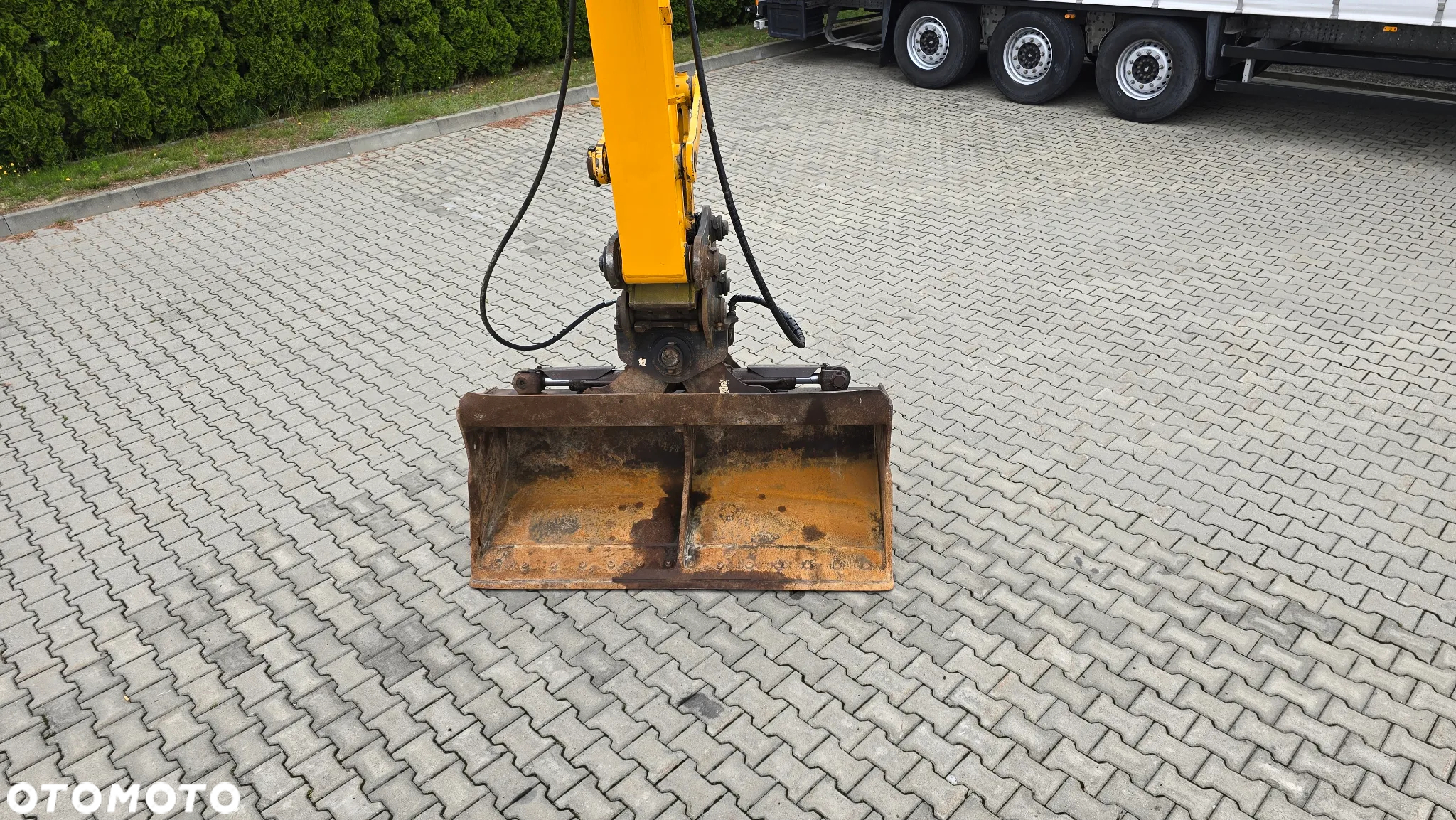 JCB JS 145 W - 10