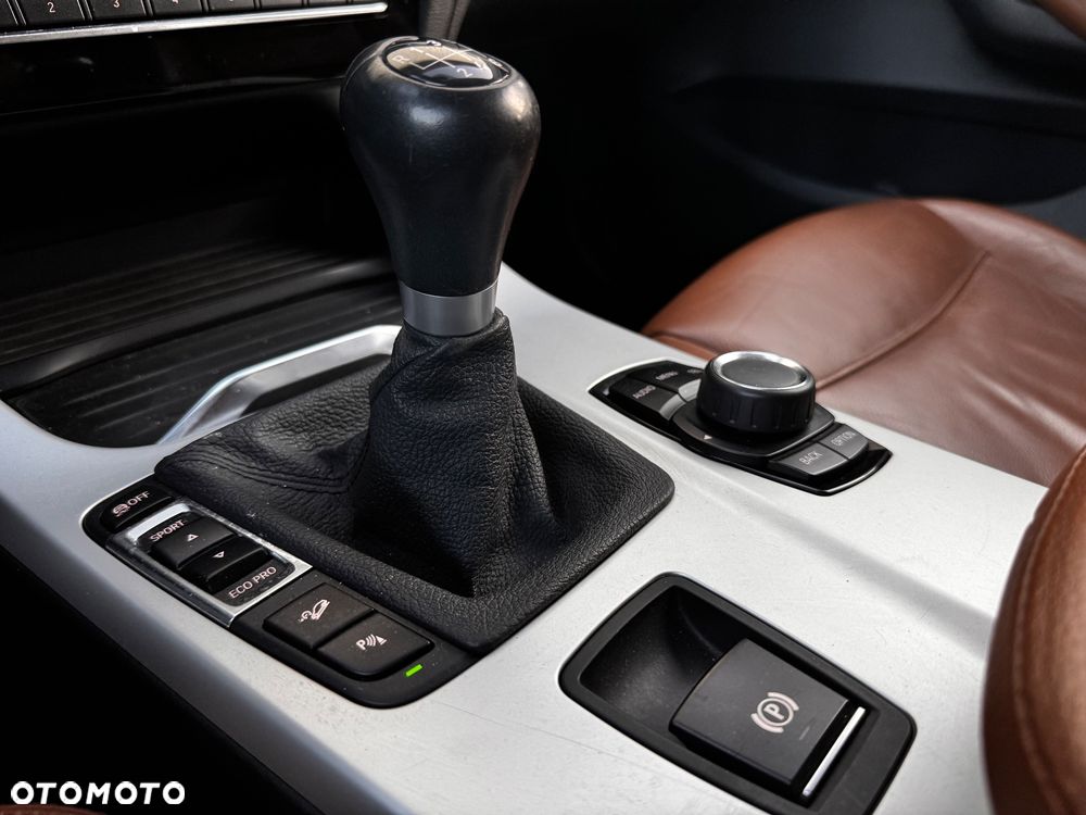 BMW X3 xDrive20d Advantage - 24