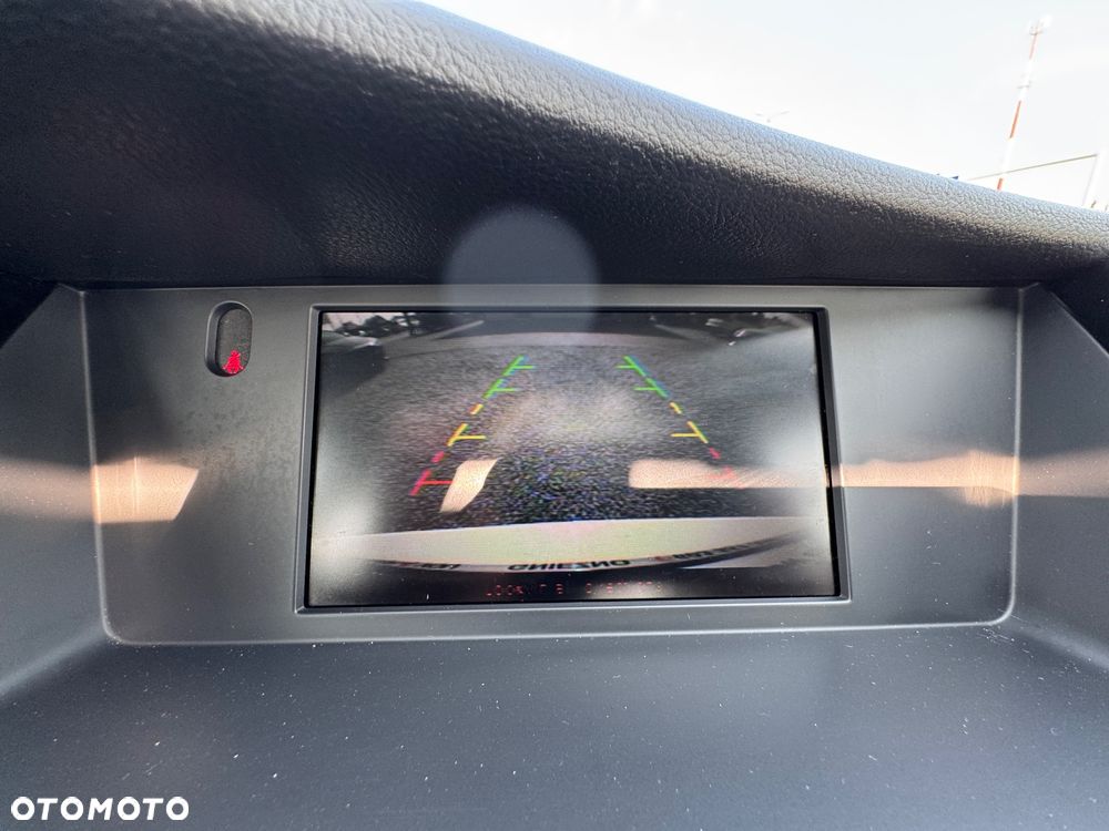 Renault Latitude - 28