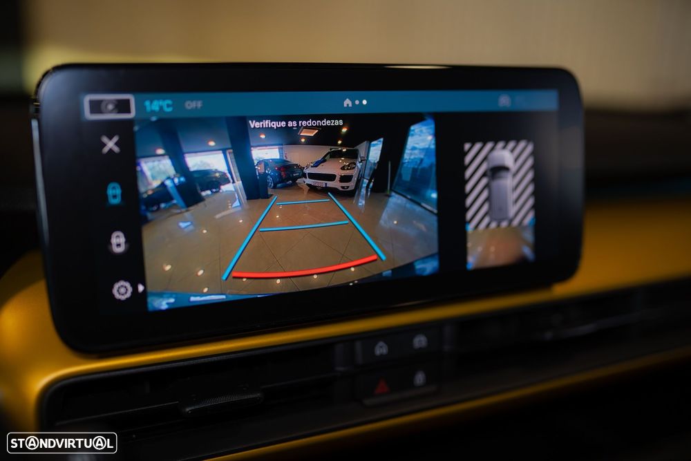 Jeep Avenger Summit - 38