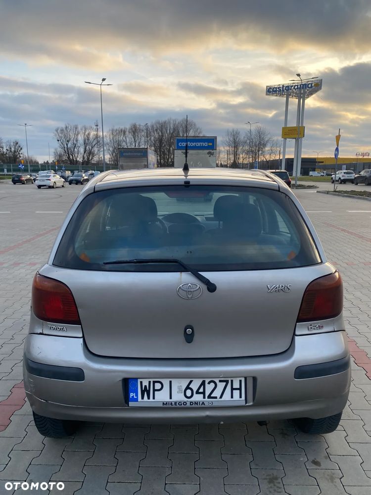 Toyota Yaris 1.4 D-4D Terra - 6