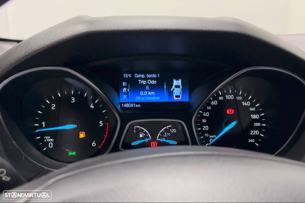 Ford Focus 1.5 TDCi ST-Line - 13