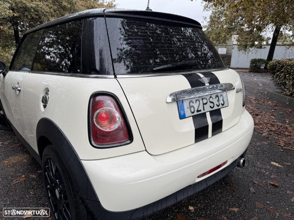 MINI 3 Portas Cooper D - 11