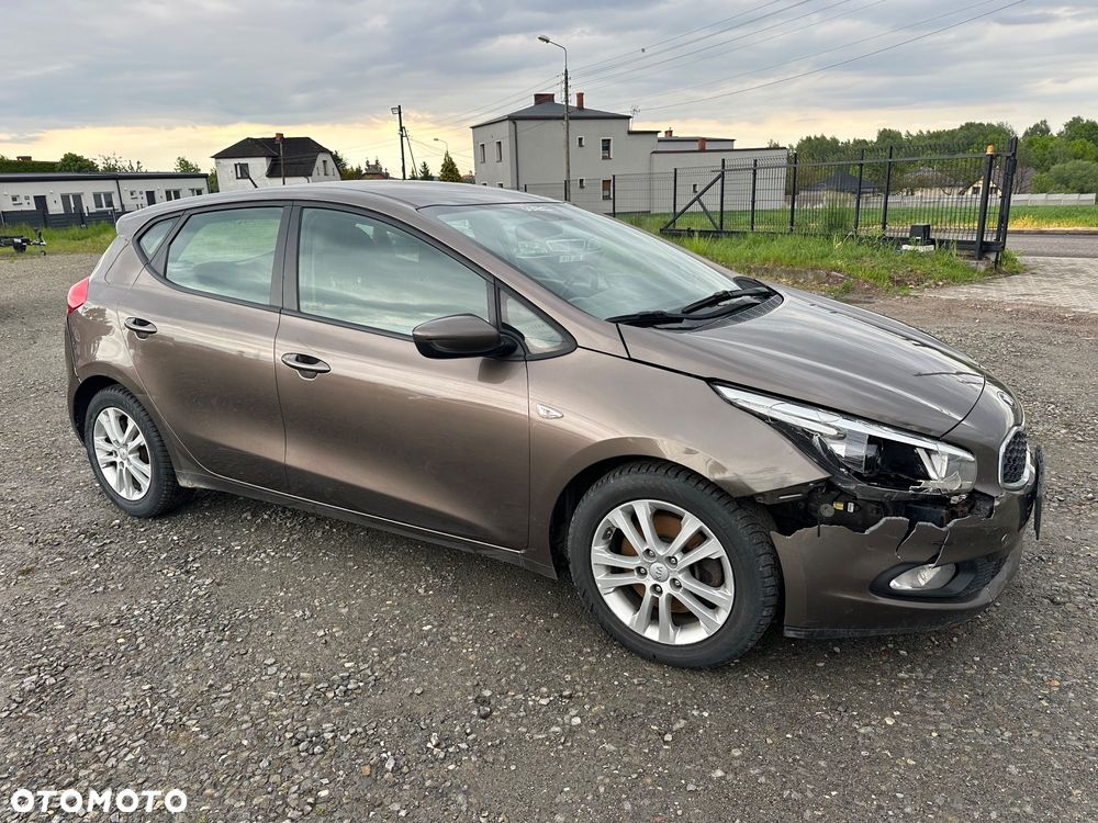 Kia Ceed 1.6 CRDi 128 ISG Vision - 1