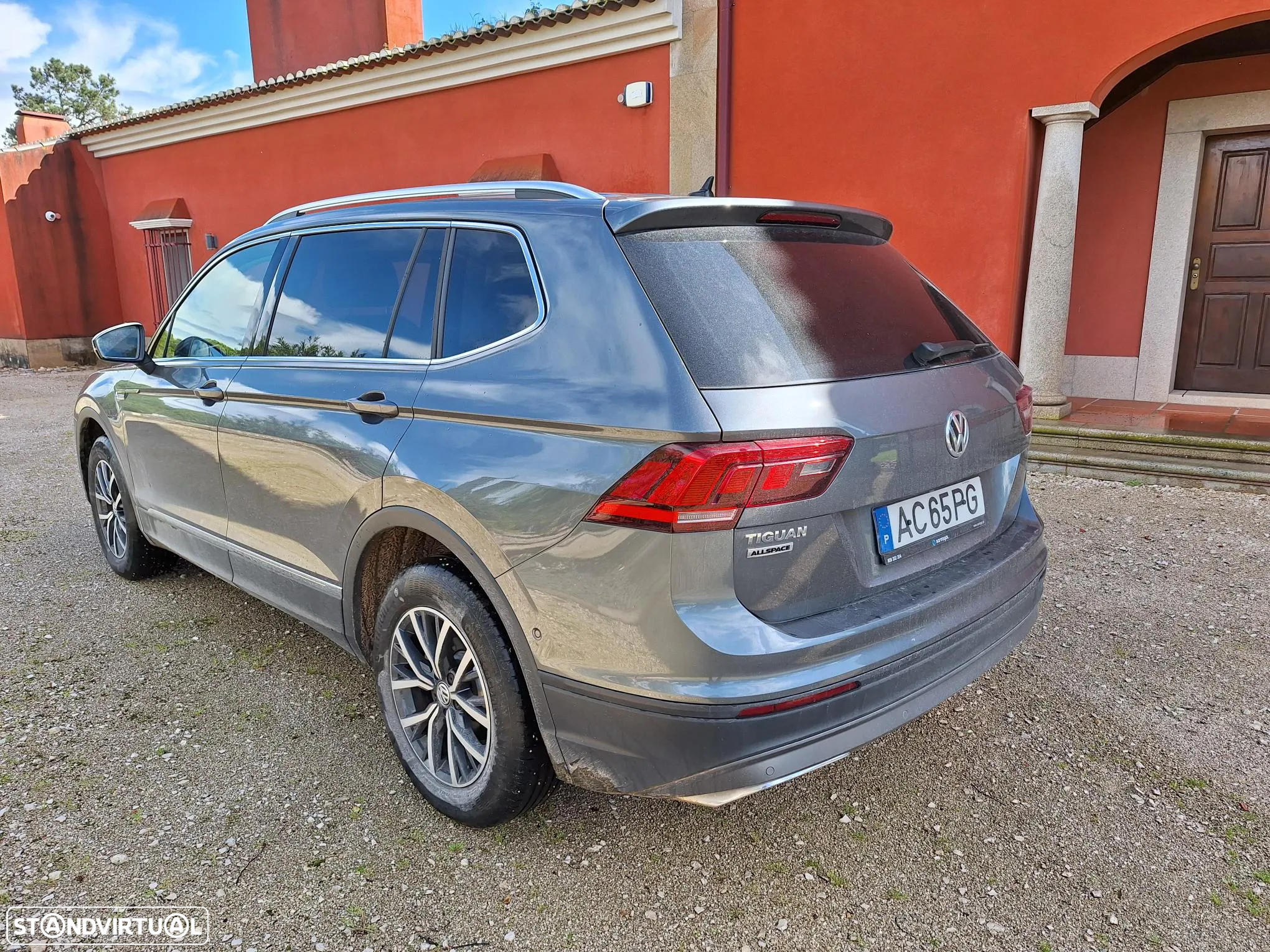 VW Tiguan Allspace 1.5 TSI Confortline - 4