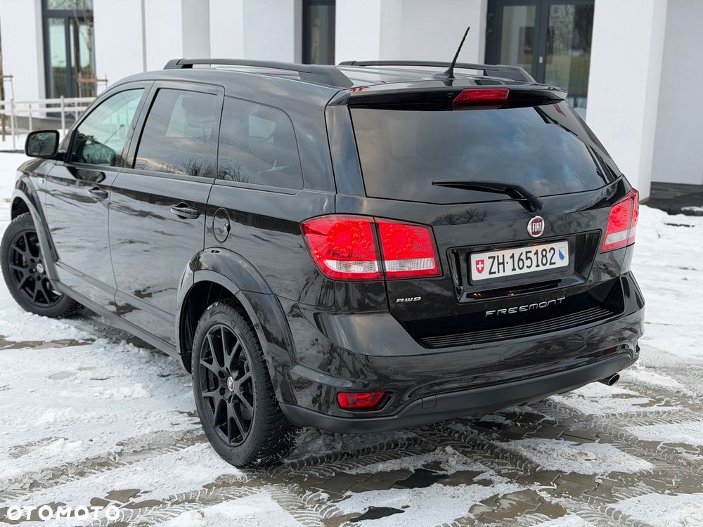 Fiat Freemont 2.0 Multijet 16V DPF Automatik Allrad Black Code - 14