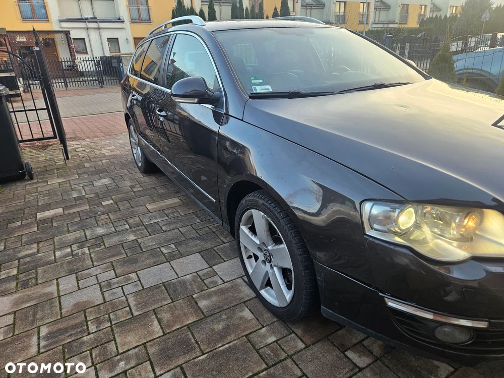 Volkswagen Passat 2.0 TDI Highline - 26