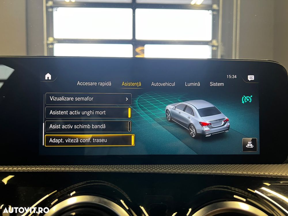 Mercedes-Benz A 250 e 8G-DCT - 33